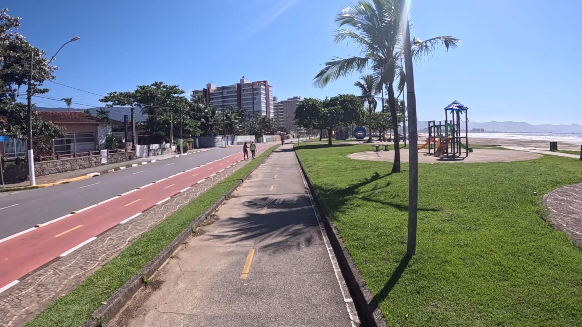 Praia da Enseada - Bertioga - SP - Brasil